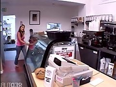 Девки в озере купались видео